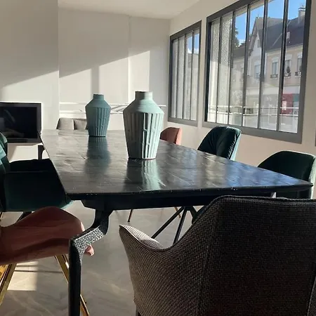 Le Loft Des Lumieres Дом отдыха Шато-Гонтье